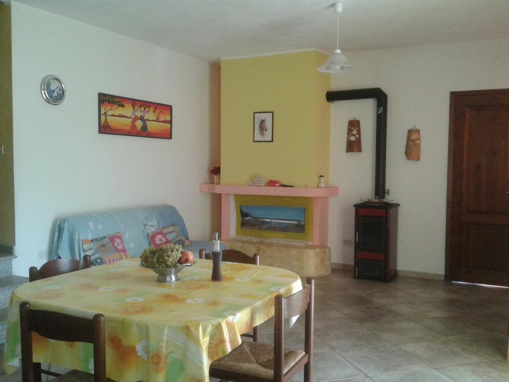 Appartamento Sa Funtana Cardedu Kamer foto